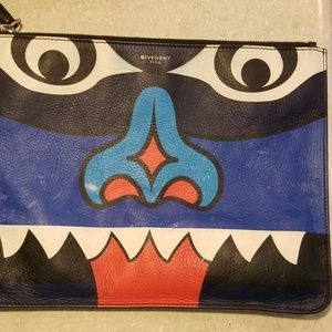 Givenchy Totem Face Zip Print Pouch